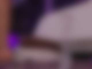 Renatta Cruz's Live Sex Cam Show