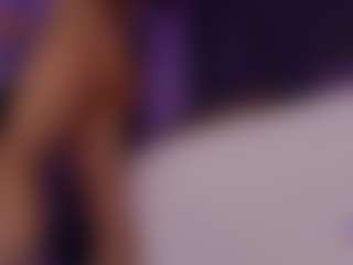 Renatta Cruz's Live Sex Cam Show