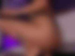 Renatta Cruz's Live Sex Cam Show