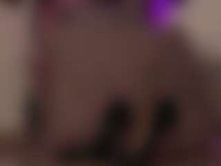 Renatta Cruz's Live Sex Cam Show