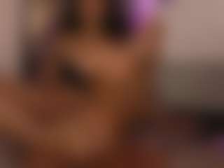 Renatta Cruz's Live Sex Cam Show