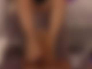 Renatta Cruz's Live Sex Cam Show