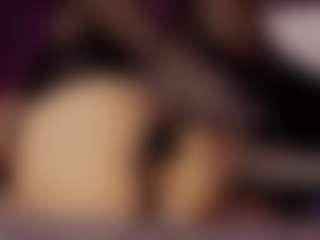 Renatta Cruz's Live Sex Cam Show