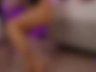 Renatta Cruz's Live Sex Cam Show