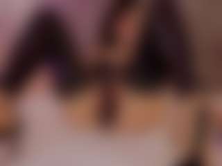 Live cam show with Renatta Cruz - Dirty Talk on Camsoda