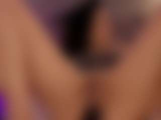 Renatta Cruz's Live Sex Cam Show
