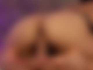Renatta Cruz's Live Sex Cam Show