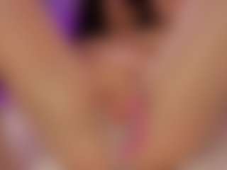 Renatta Cruz's Live Sex Cam Show