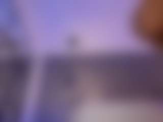 Renatta Cruz's Live Sex Cam Show