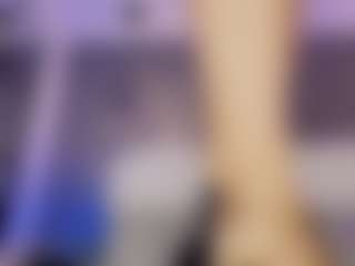 Renatta Cruz's Live Sex Cam Show