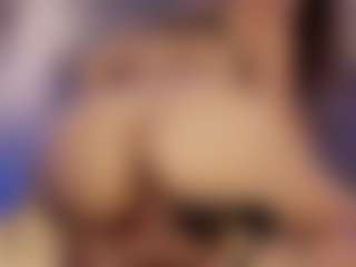 Renatta Cruz's Live Sex Cam Show
