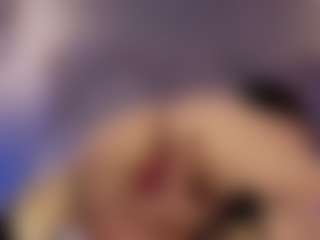 Renatta Cruz's Live Sex Cam Show