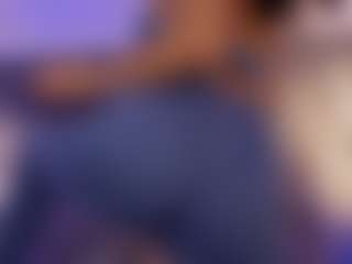 Renatta Cruz's Live Sex Cam Show