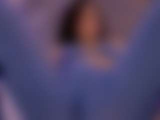 Live cam show with Renatta Cruz - Lesbian on SinfulBabes