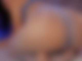 Renatta Cruz's Live Sex Cam Show