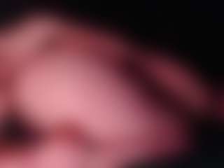 Live cam show with RubyLynxx - Bedroom on sexylive.show