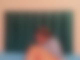 Live cam show with SASSY HLATSE - Bedroom Black on dropp.cam