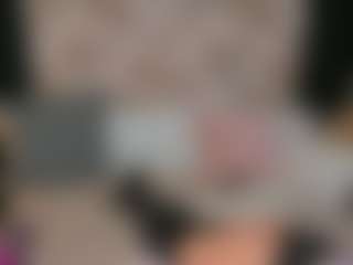 Live cam show with RubiReed - Lesbian on SinfulBabes
