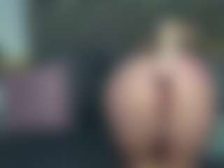 Live cam show with RubiReed - Japanese on CamwithHer | hungary