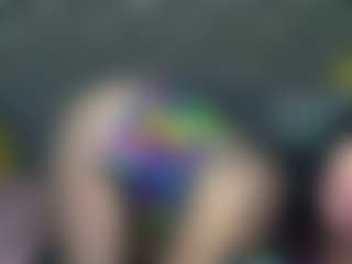 Live cam show with RubiReed - Average on Streamer API