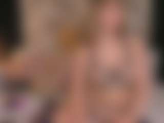 Live cam show with RubiReed - Middle Aged on CamSodaAdn