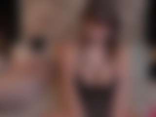 Live cam show with RubiReed - Middle Aged on Camsoda