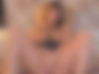 Live cam show with RubiReed - Average on intimatelivegirls.com