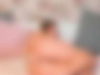 Live cam show with RubiReed - Strip MILF on sexylive.show
