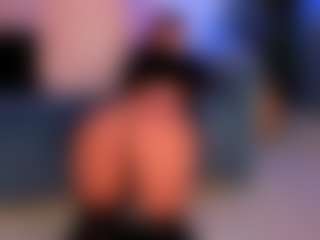 Live cam show with SofiaReyes - Bedroom on xDating