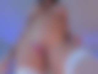 Live cam show with SofiaReyes - Average on SquirtSoMuch