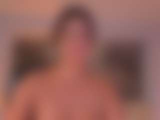 Live cam show with SofiaReyes - Petite on madthumbs