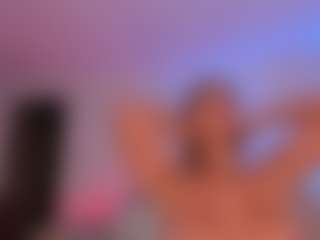 Live cam show with SofiaReyes - Petite on Hubzter Live
