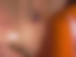 Live cam show with SofiaReyes - Petite on Camsoda