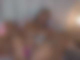 Live cam show with SofiaReyes - Bikini on Camsoda