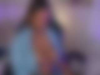 Show de cam en vivo con SofiaReyes - Petite en Camsoda