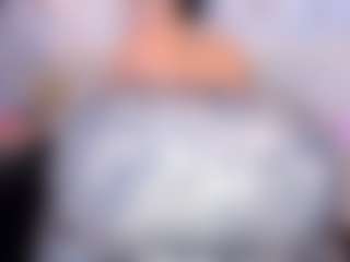 - K Y A N A - MILF webcam performer live streaming