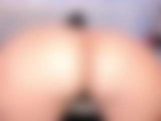 - K Y A N A -'s Live Sex Cam Show