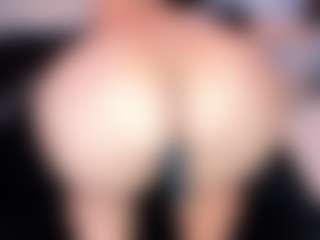 - K Y A N A -'s Live Sex Cam Show
