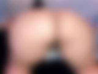 - K Y A N A -'s Live Sex Cam Show