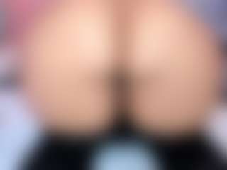 - K Y A N A -'s Live Sex Cam Show