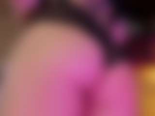 Live cam show with Nella-joly - Petite on chickslive.net