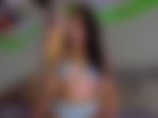 Live cam show with Nella-joly - Red Hair on AdultVida.com