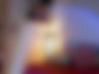 Live cam show with Nella-joly - Petite on Stripli.com