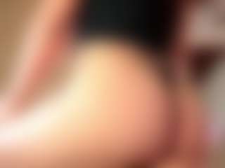 Live cam show with Nella-joly - Bedroom Red Hair on livesuperchat.net