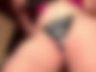 Live cam show with Nella-joly - Deepthroat on sexylive.show