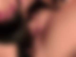 Live cam show with Nella-joly - Petite on Soda Cam