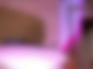 Live cam show with Nella-joly - Red Hair on boobsie.com