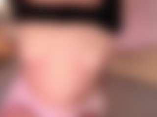 Live cam show with Nella-joly - Petite on Milf Play