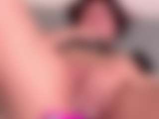 Live cam show with Nella-joly - Petite on Camsoda