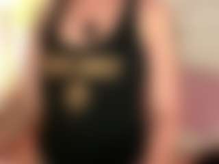 Live cam show with Nella-joly - Living Room on Camsoda